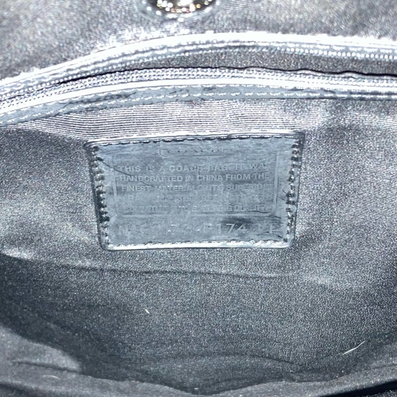 Gorgeous Coach Bag - Picture 13 of 16